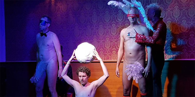 Erotik-Bühnen-Shows